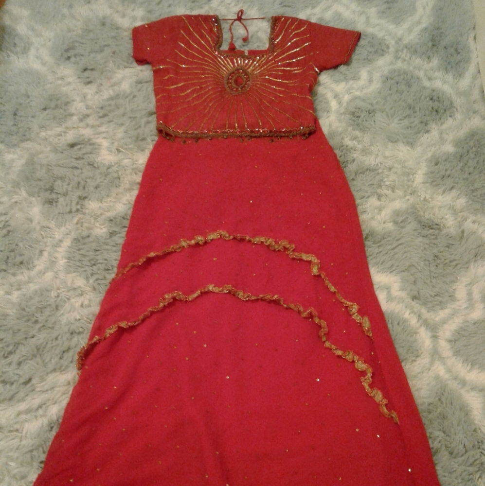 Skirt and blouse set